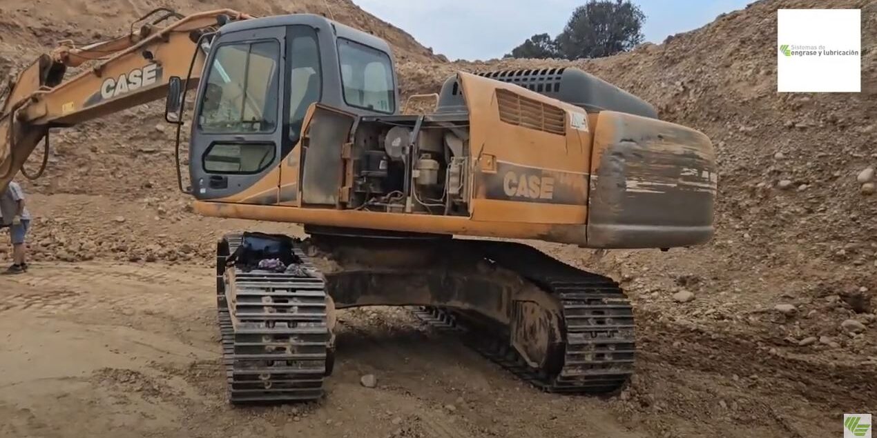 ENGRASE AUTOMÁTICO LINCOLN EXCAVADORA CASE portada ENGRASE AUTOMÁTICO LINCOLN EXCAVADORA CASE portada