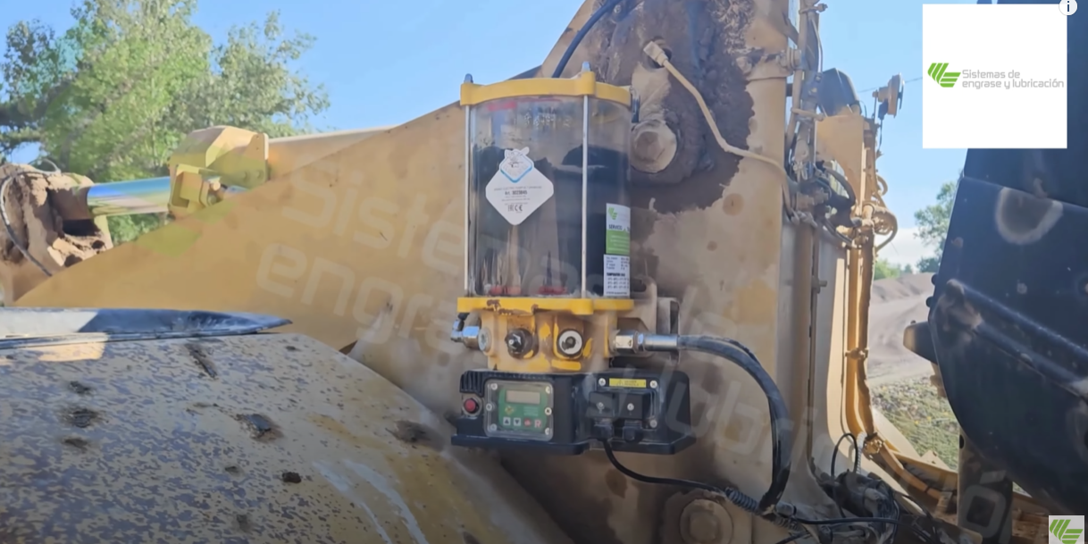 REPARACION SISTEMA ENGRASE RAASM EN PALA CARGADORA CATERPILLAR 950G portada